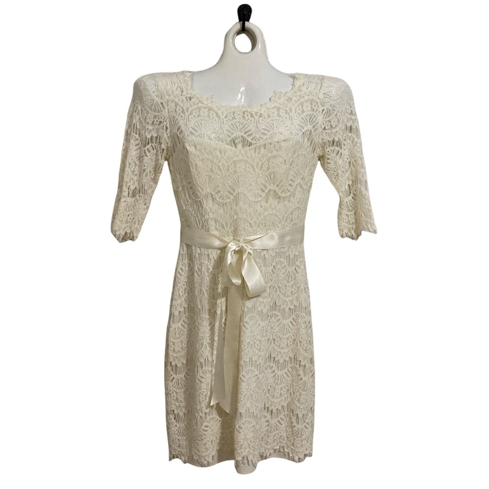 Xscape ivory eyelash lace knee length half sleeve dress